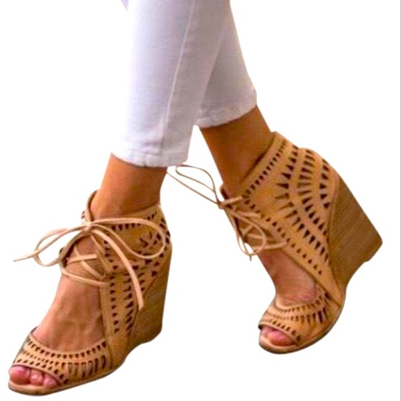 Jeffrey Campbell Nude Rodillo Wedges Pumps - Picture 1 of 10